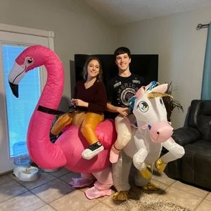 Meet your Posher, Cole